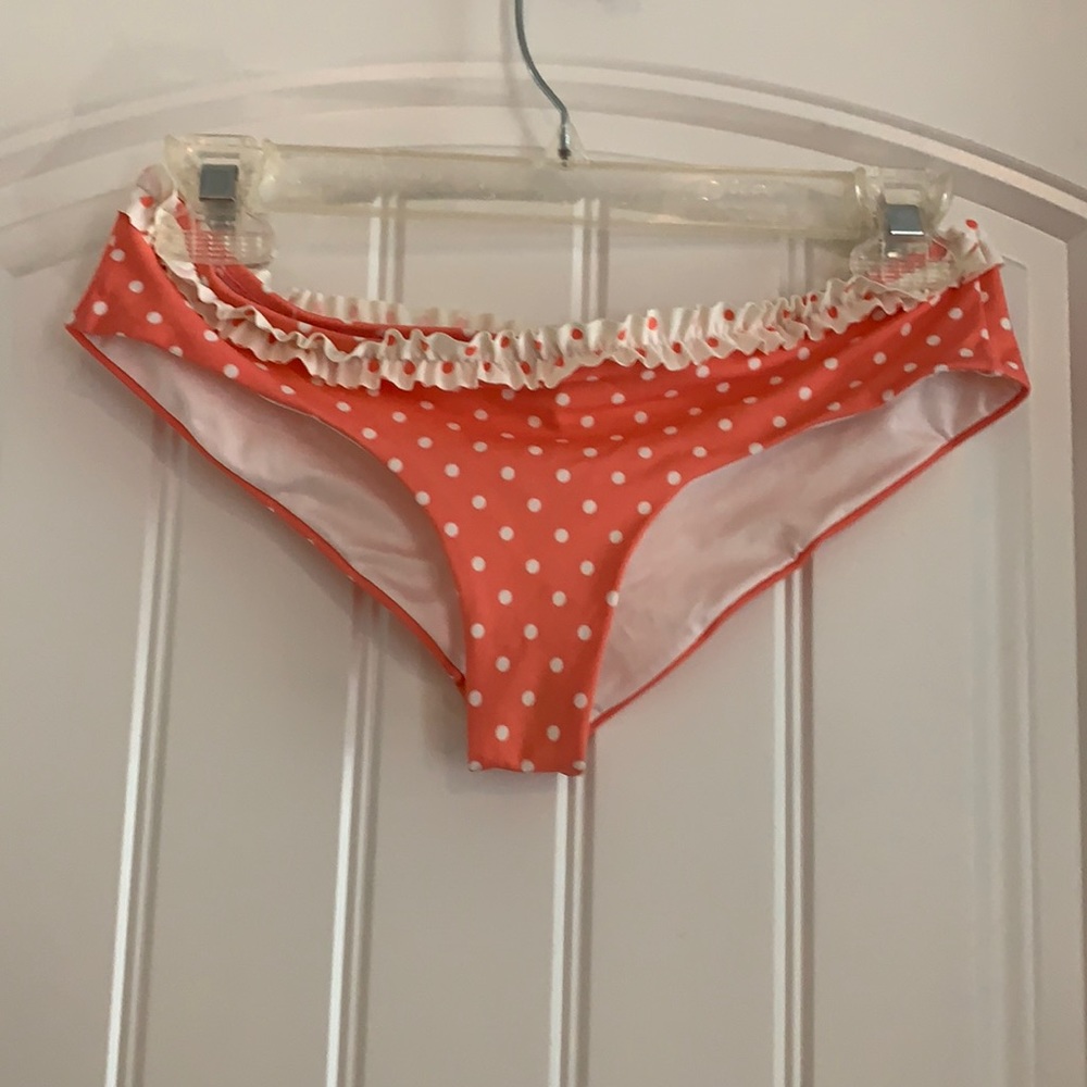 Cheeky swim bottoms in pink/coral polka dot VS